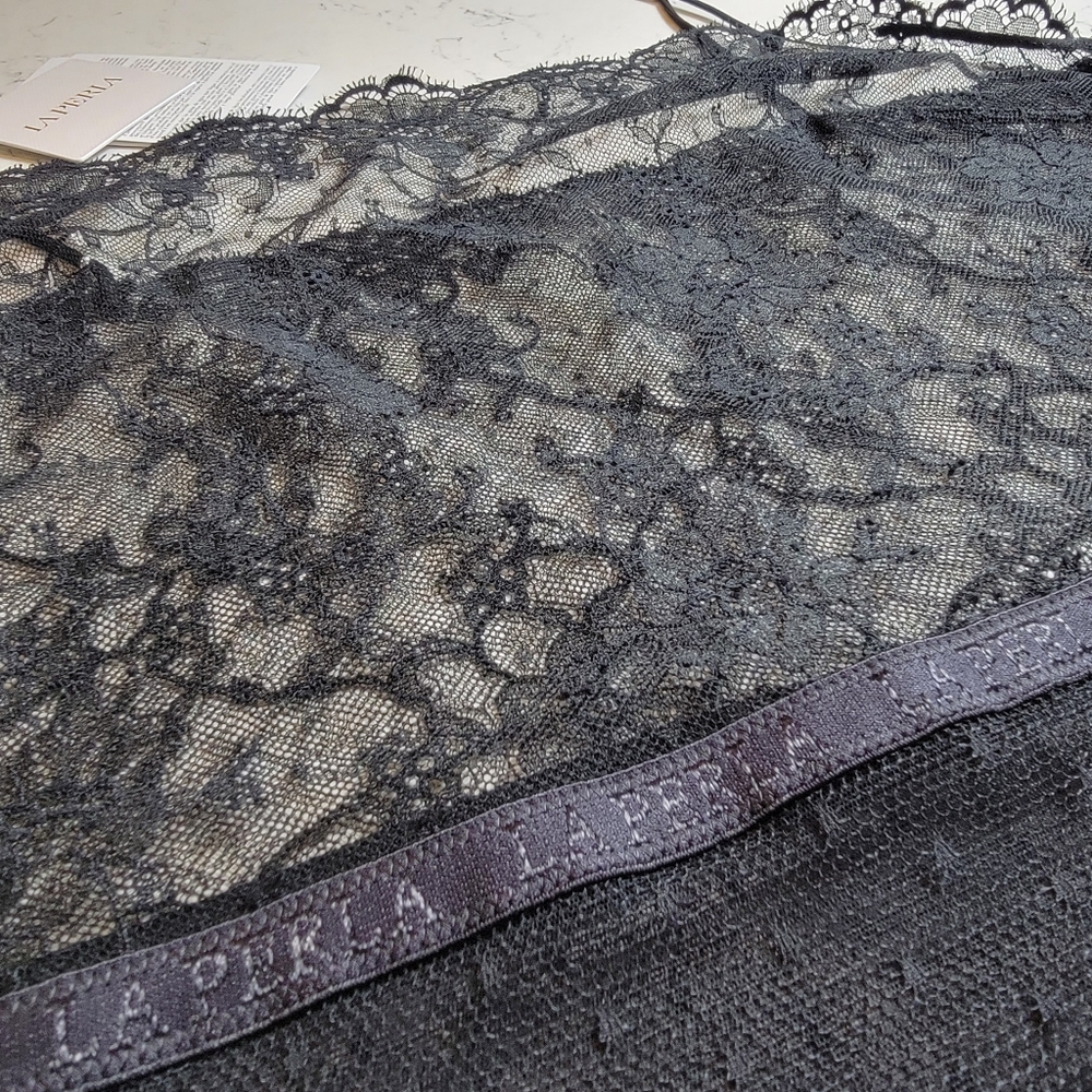 NWT La Perla Black Lace Square Neck Camisole – Size 4 (Large) luxury whimsigoth - Picture 12 of 16